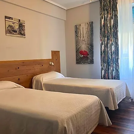 Bolina Hotel *